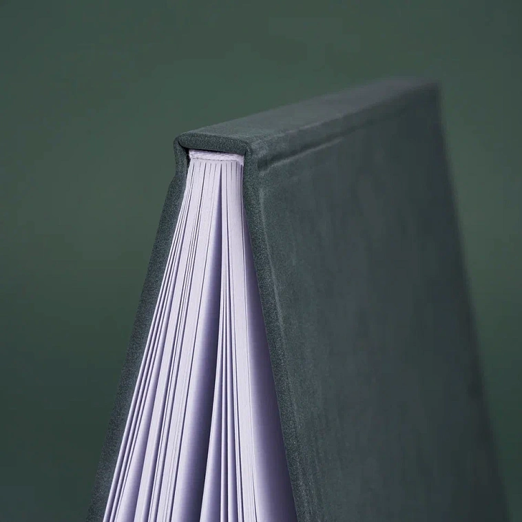 Скетчбук для маркеров Малевичъ А4 40 л 220 л, двусторонняя бумага, серо-зеленый 606x758